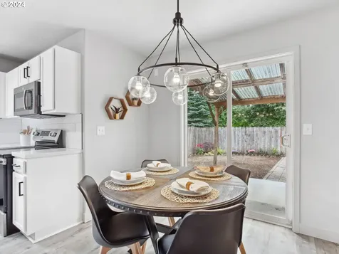 4710 NE Leverich Court Vancouver WA 98663