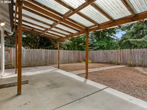 4710 NE Leverich Court Vancouver WA 98663