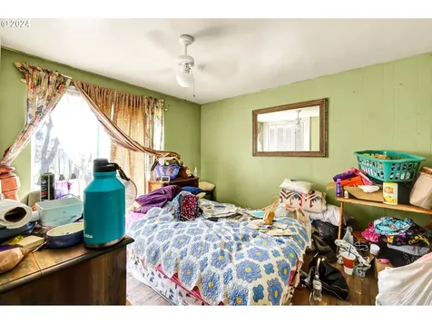 2468 Wood Avenue Eugene OR 97402
