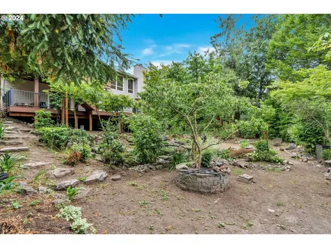 705 NW 87th Terrace Portland OR 97229
