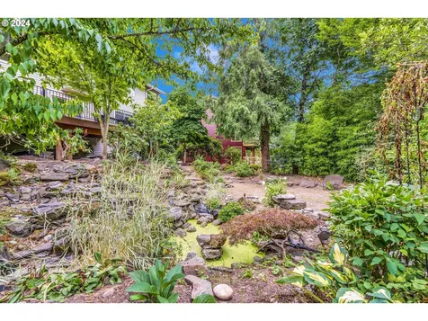705 NW 87th Terrace Portland OR 97229