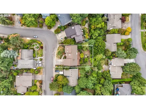 705 NW 87th Terrace Portland OR 97229