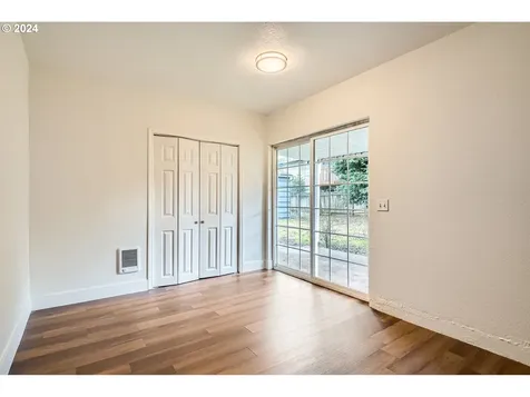 738 Browning Avenue S Salem OR 97302