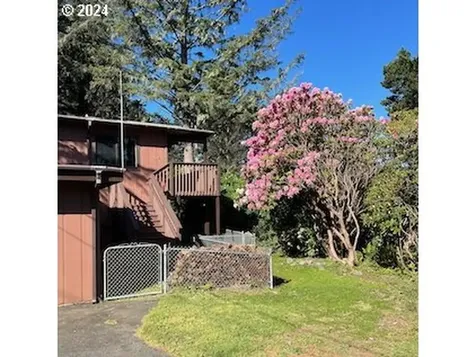 29280 Lacy Street Gold Beach OR 97444