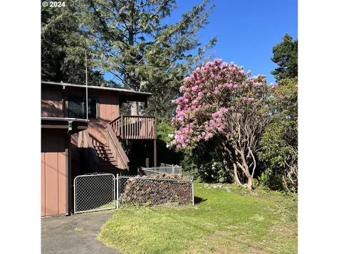 29280 Lacy Street Gold Beach OR 97444