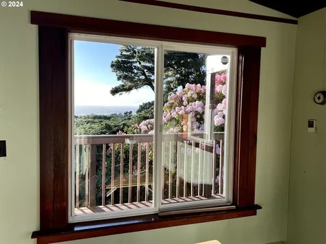 29280 Lacy Street Gold Beach OR 97444