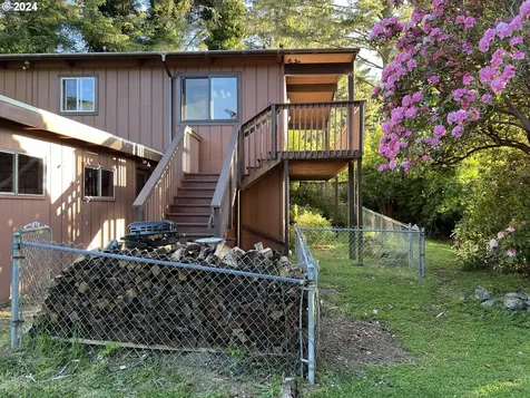 29280 Lacy Street Gold Beach OR 97444
