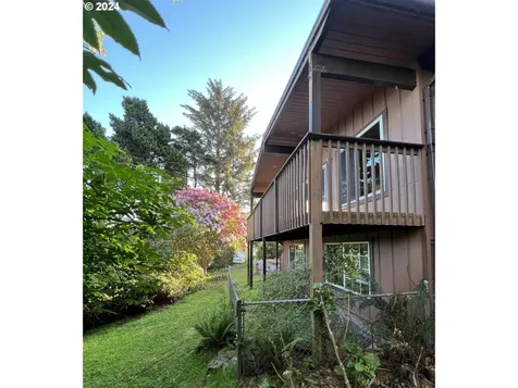 29280 Lacy Street Gold Beach OR 97444
