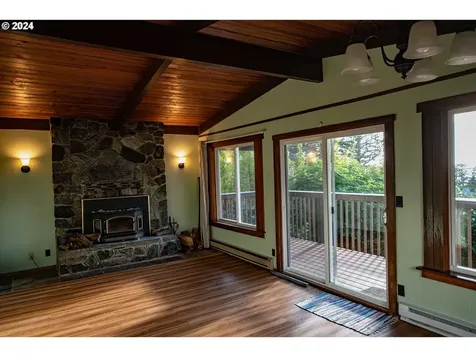 29280 Lacy Street Gold Beach OR 97444