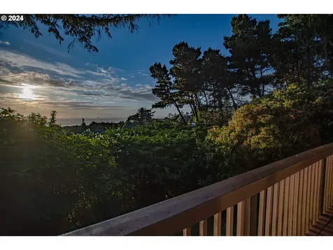 29280 Lacy Street Gold Beach OR 97444