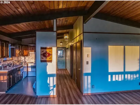 29280 Lacy Street Gold Beach OR 97444