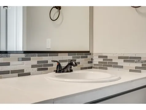 1530 S Camille Place Newberg OR 97132