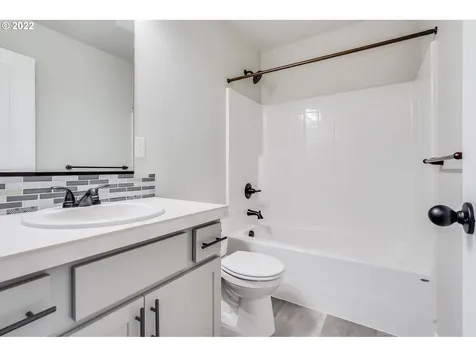 1530 S Camille Place Newberg OR 97132