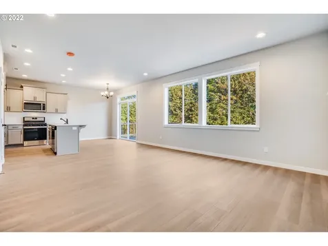 1530 S Camille Place Newberg OR 97132