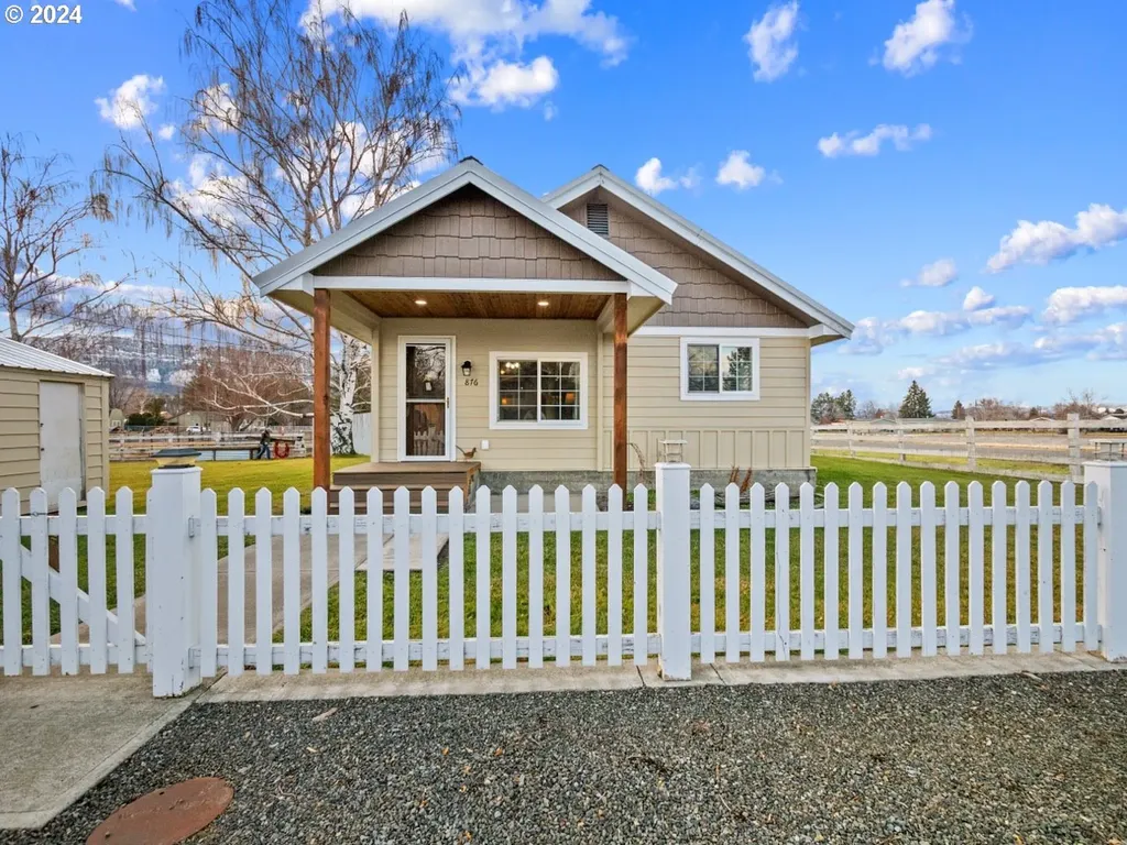 876 N 3rd Street Union OR 97883