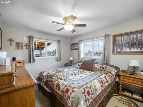 876 N 3rd Street Union OR 97883