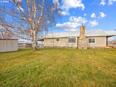 876 N 3rd Street Union OR 97883