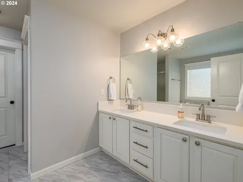 15864 Se Chelsea Morning Drive Happy Valley OR 97086
