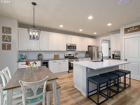 15864 Se Chelsea Morning Drive Happy Valley OR 97086