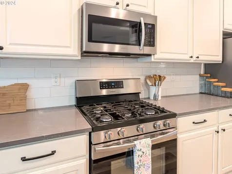 15864 Se Chelsea Morning Drive Happy Valley OR 97086