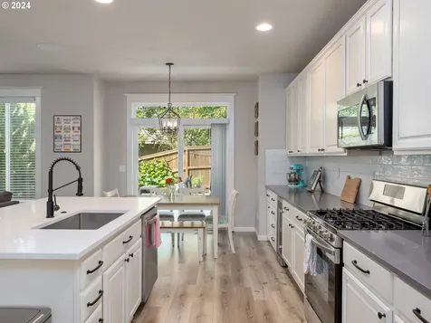 15864 Se Chelsea Morning Drive Happy Valley OR 97086