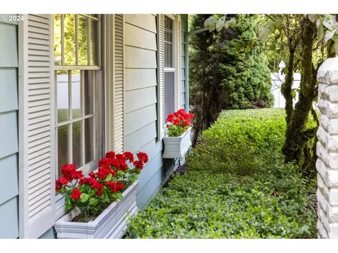 400 Monterey Way Vancouver WA 98661