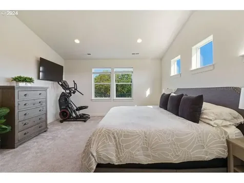 225 Stone Ridge Court Roseburg OR 97471