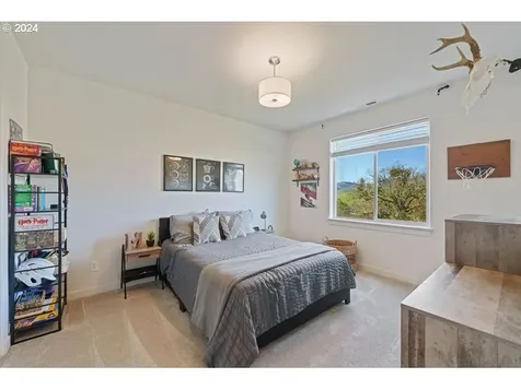 225 Stone Ridge Court Roseburg OR 97471