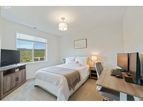225 Stone Ridge Court Roseburg OR 97471