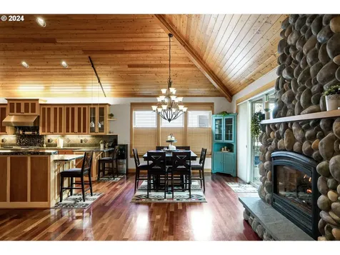 38591 SW Filbert Street Scio OR 97374