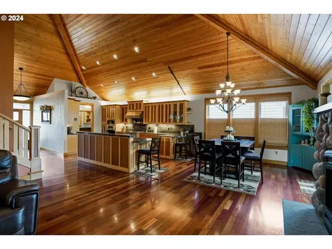 38591 SW Filbert Street Scio OR 97374