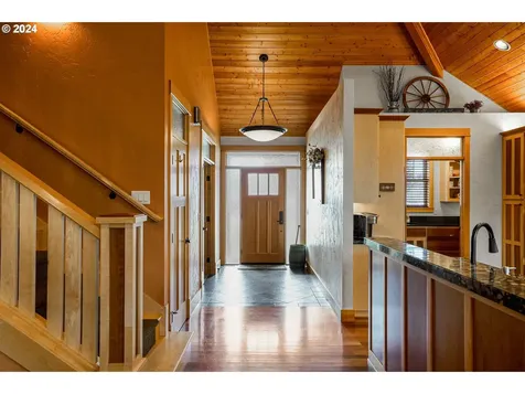 38591 SW Filbert Street Scio OR 97374
