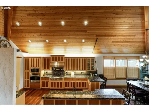 38591 SW Filbert Street Scio OR 97374