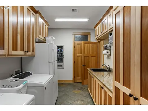 38591 SW Filbert Street Scio OR 97374