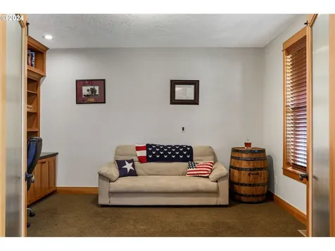 38591 SW Filbert Street Scio OR 97374