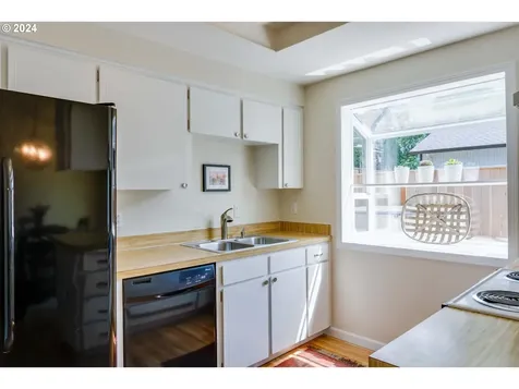 11322 Sw 51st Avenue Portland OR 97219