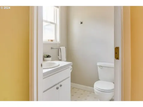 11322 Sw 51st Avenue Portland OR 97219