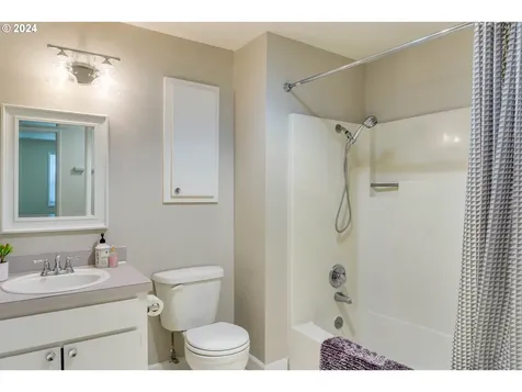 11322 Sw 51st Avenue Portland OR 97219