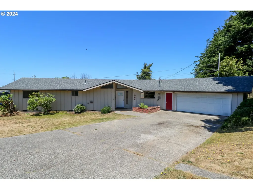 1086 Pacific Avenue Coos Bay OR 97420