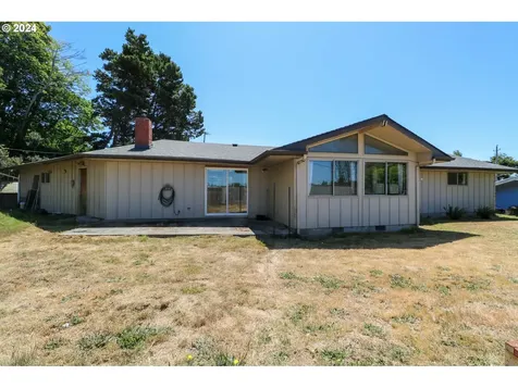 1086 Pacific Avenue Coos Bay OR 97420