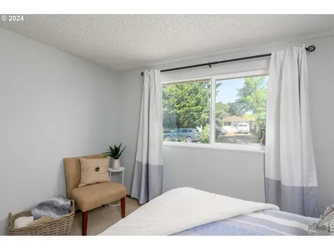 1040 Stillman Avenue Eugene OR 97404