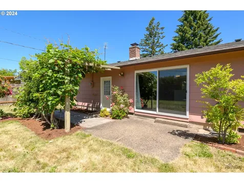 1040 Stillman Avenue Eugene OR 97404