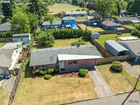 1040 Stillman Avenue Eugene OR 97404