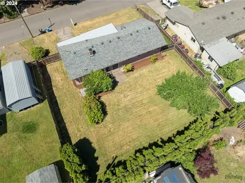 1040 Stillman Avenue Eugene OR 97404