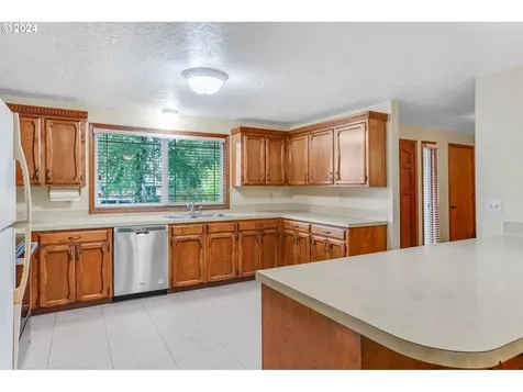 1267 Judy Street Woodburn OR 97071