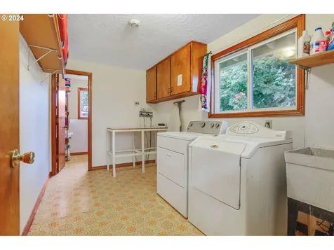 1267 Judy Street Woodburn OR 97071