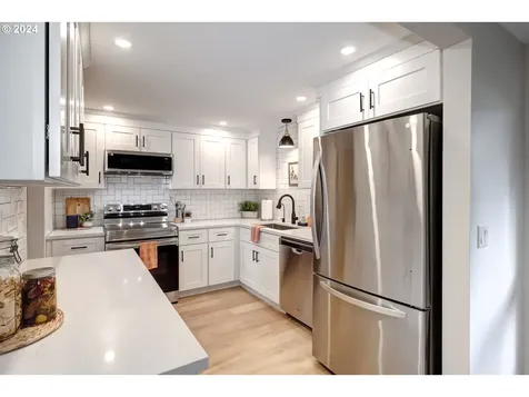 4875 SW Normandy Place Beaverton OR 97005