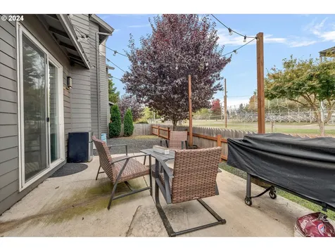 552 NE 3rd Avenue Canby OR 97013