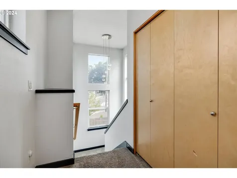 552 NE 3rd Avenue Canby OR 97013