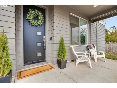 552 NE 3rd Avenue Canby OR 97013